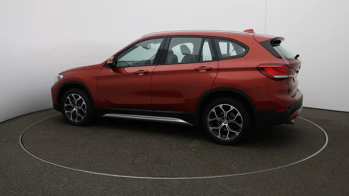 2021-bmw-x1-20-xdrive20i-xline-big-47