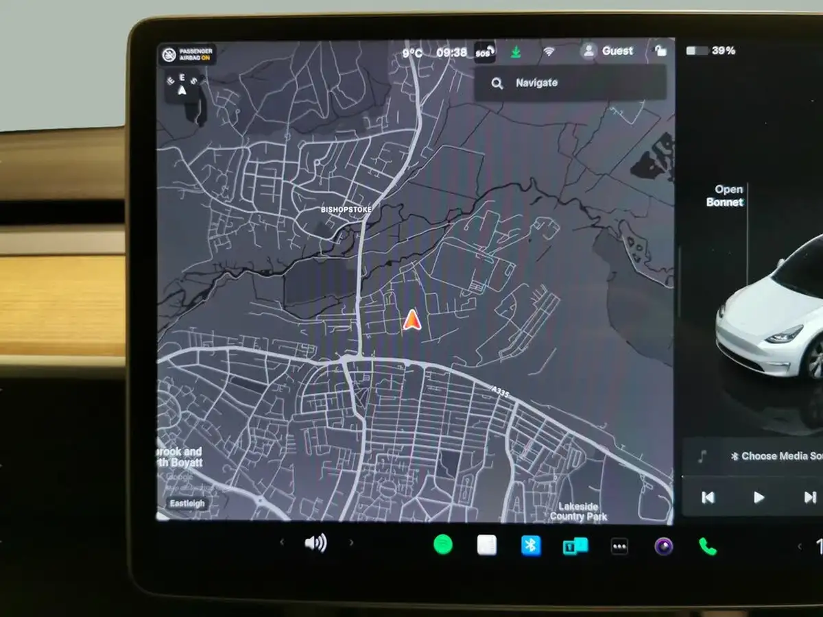 2023-tesla-model-y-e-rwd-big-7