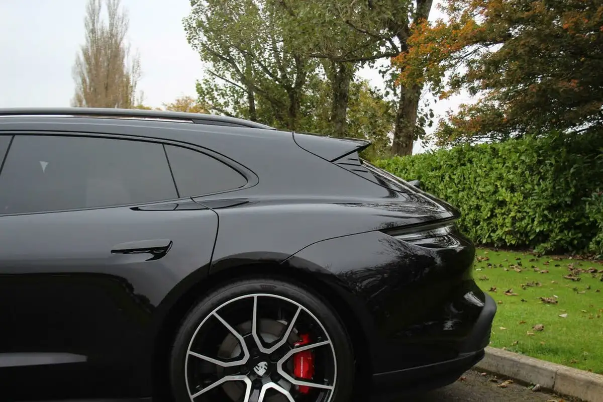 2024-porsche-taycan-e-4s-sport-turismo-544ps-big-56