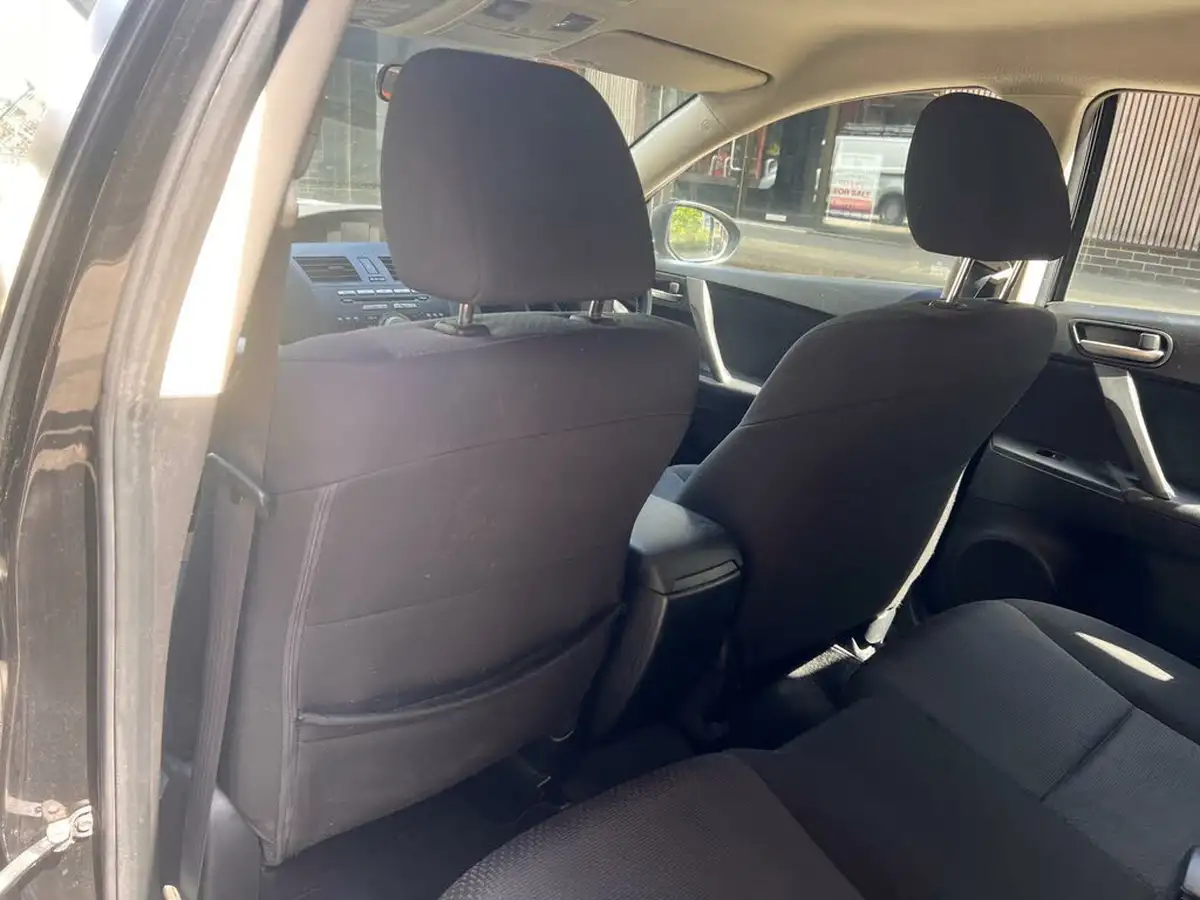 2009-mazda-mazda3-16-ts-hatchback-5d-big-18