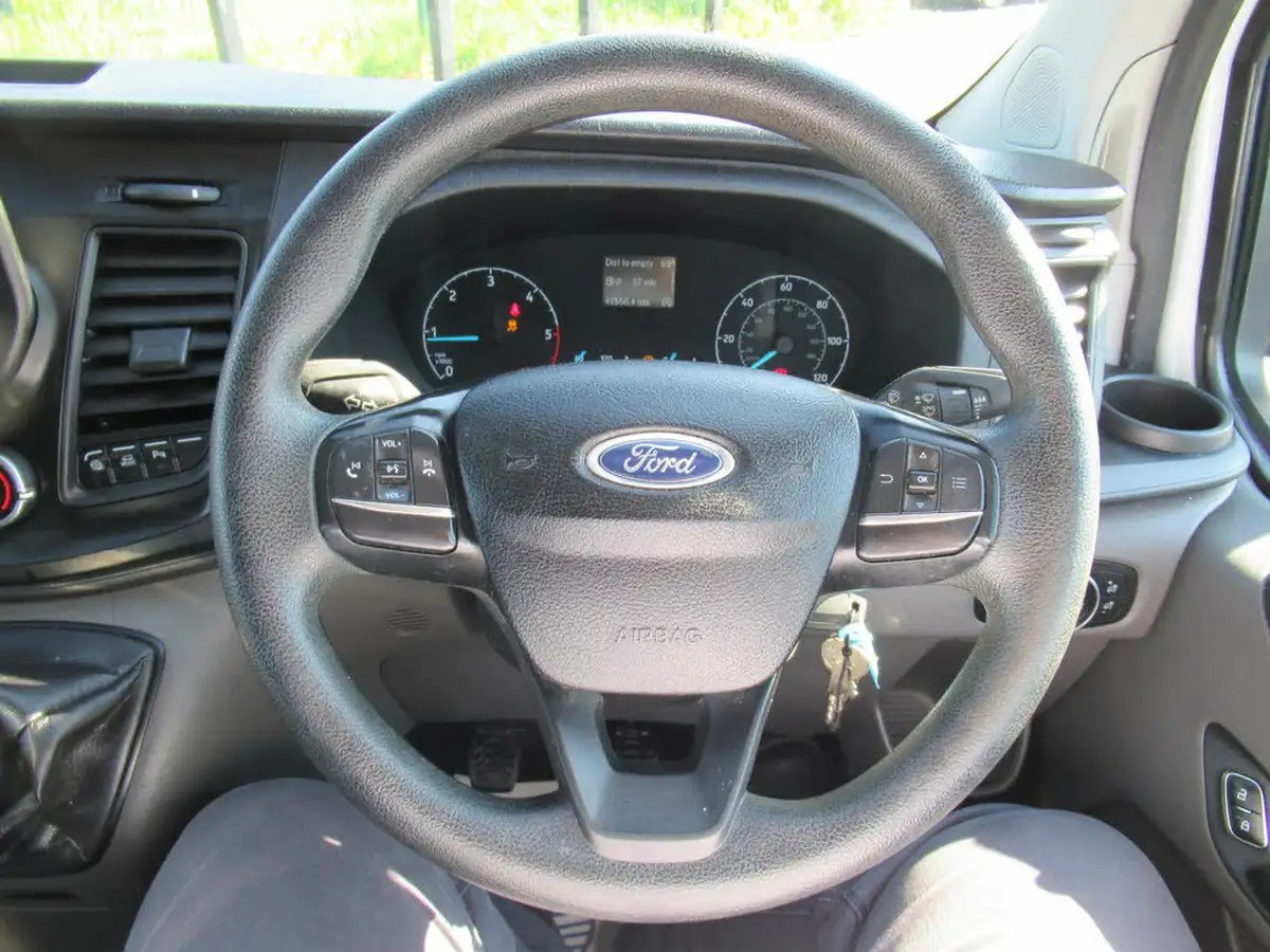 2020-ford-transit-custom-20tdci-300-l1h2-leader-105pseu6dt-big-19