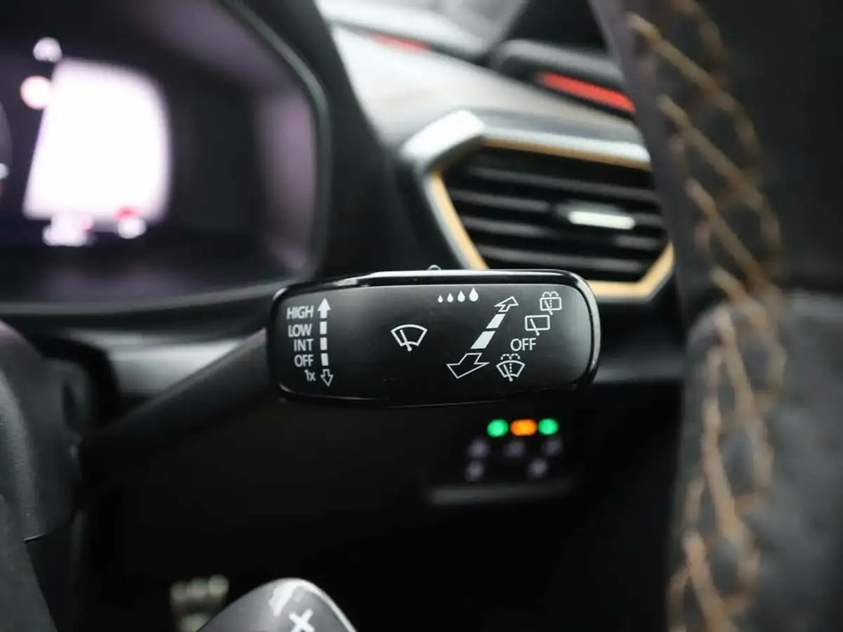 2022-cupra-formentor-14-e-hybrid-vz2-big-37