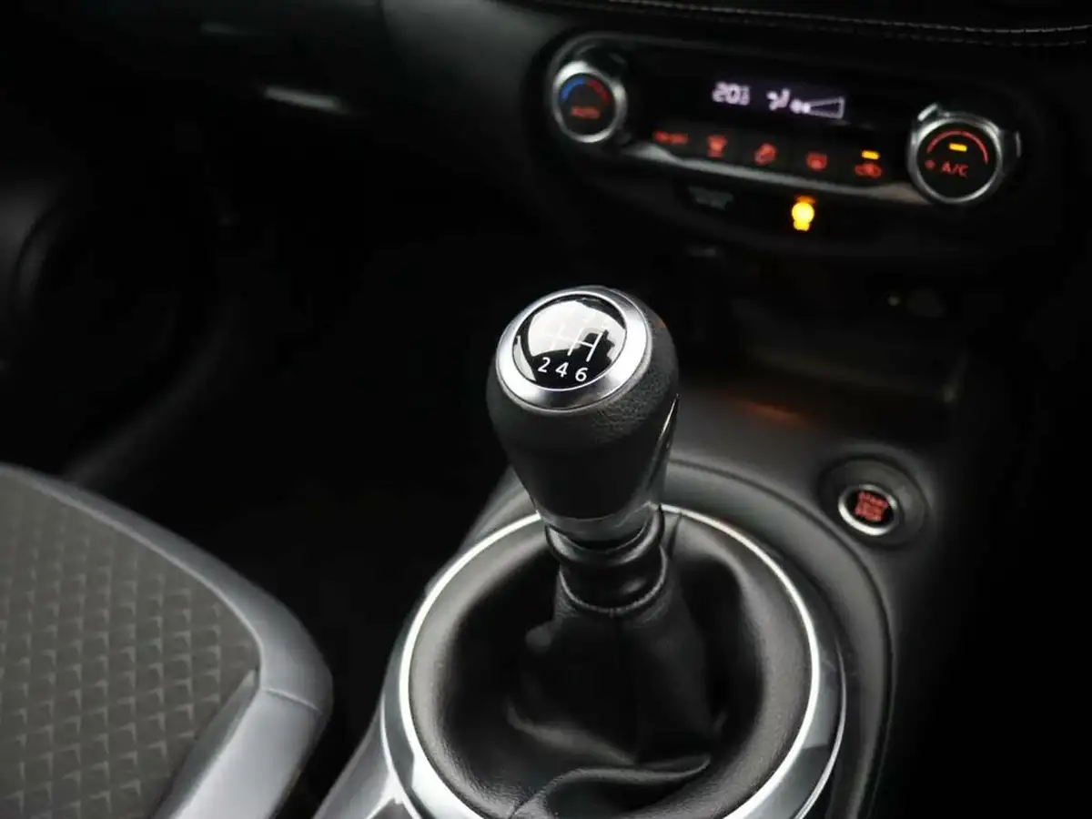 2023-nissan-juke-10-dig-t-n-connecta-big-32