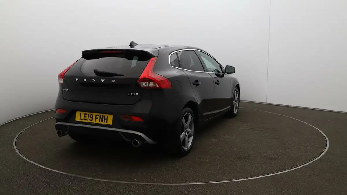 2019-volvo-v40-20td-d3-r-design-nav-plus-geartronic-big-55