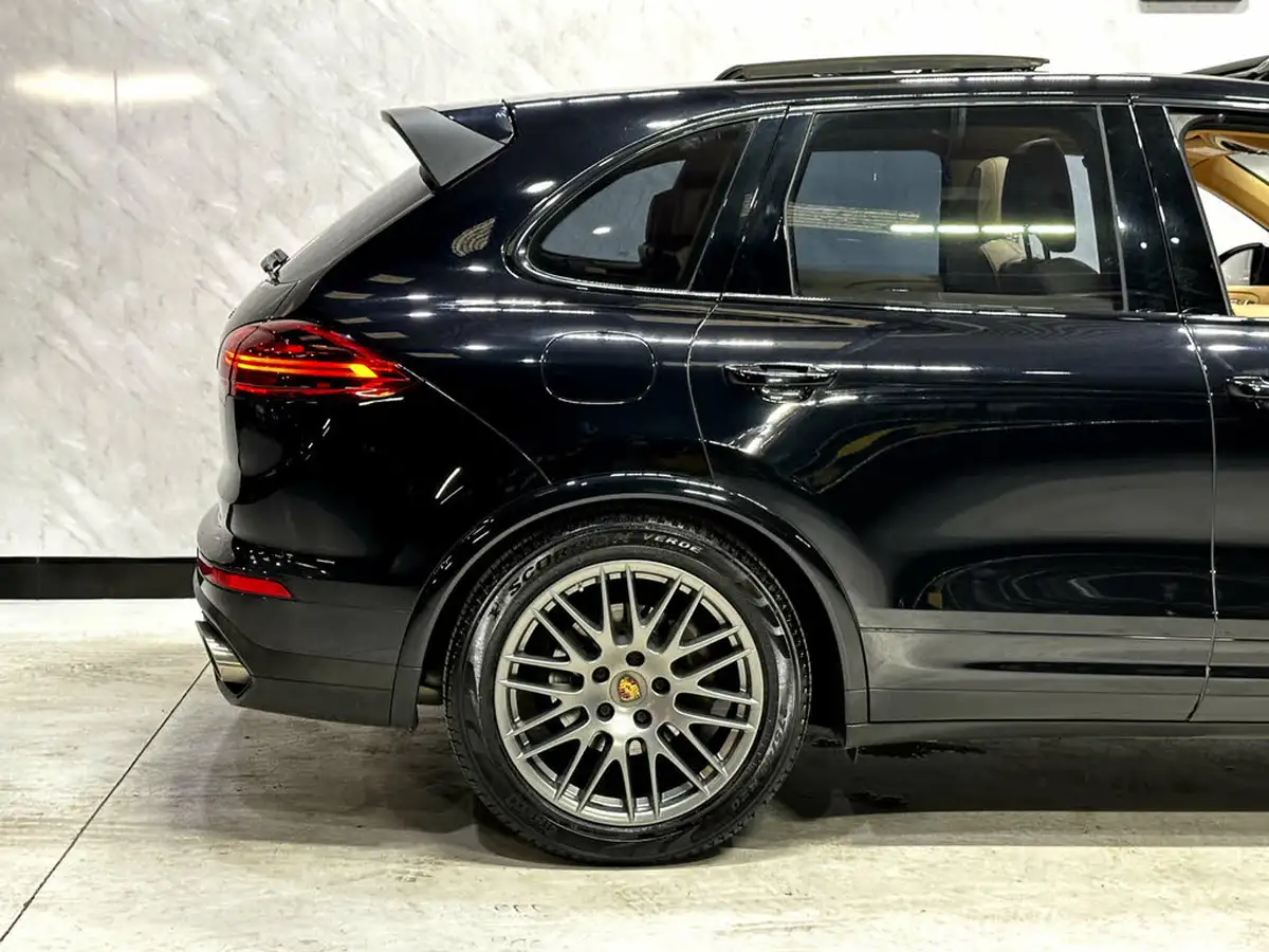 2016-porsche-cayenne-30td-platinum-edition-big-4