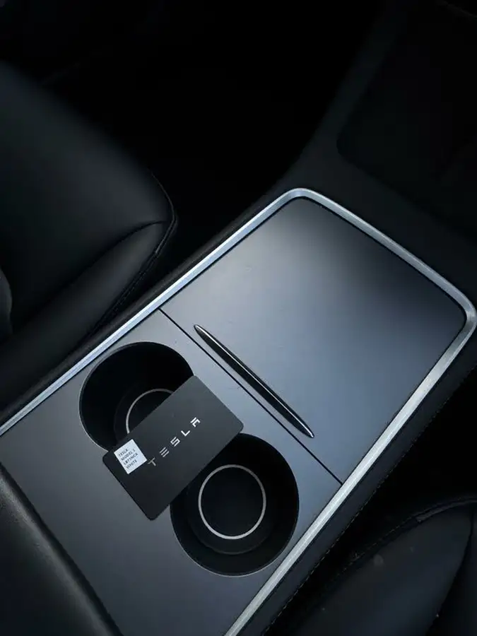 2021-tesla-model-3-e-long-range-awd-big-22