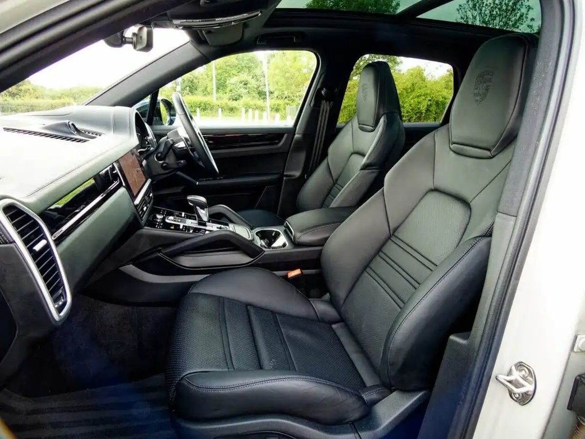 2023-porsche-cayenne-30-v6-e-hybrid-462ps-station-wagon-big-28