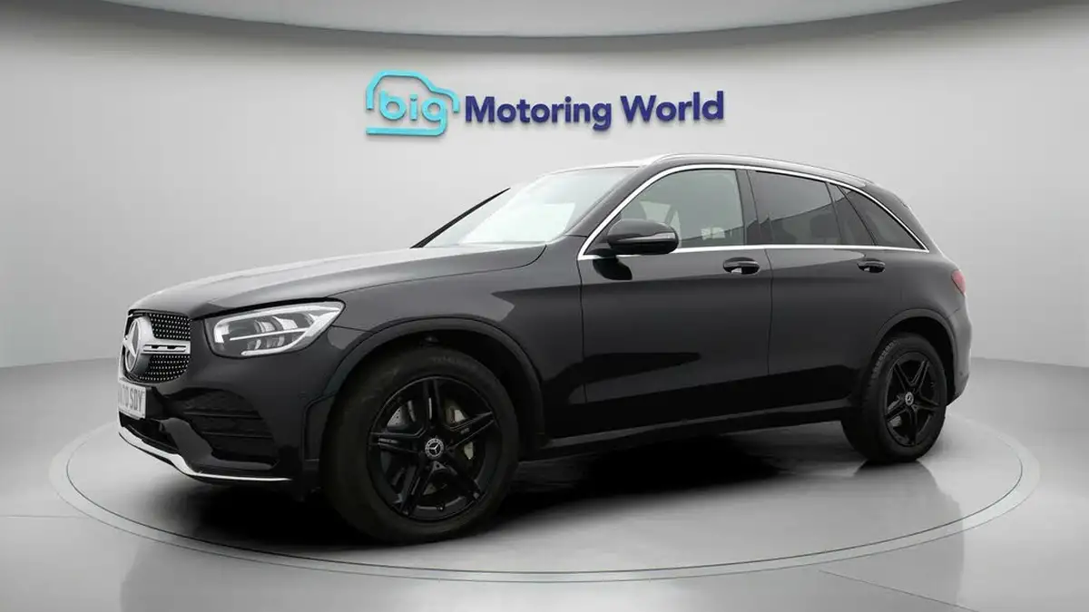 2020-mercedes-benz-glc-class-20d-glc220d-amg-line-station-wagon-5d-4matic-plus-big-2
