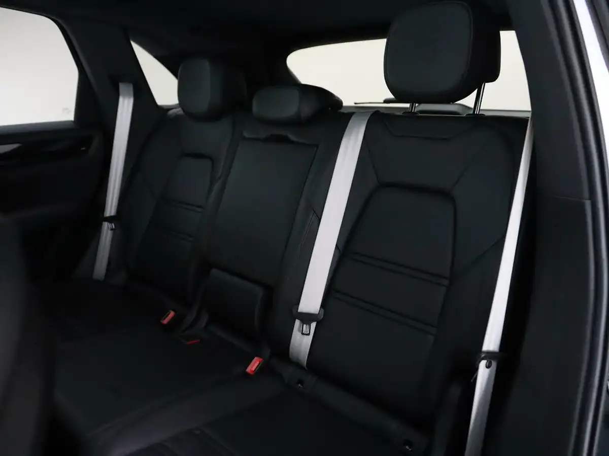 2022-porsche-cayenne-30-v6-e-hybrid-platinum-edition-462ps-station-wagon-big-33