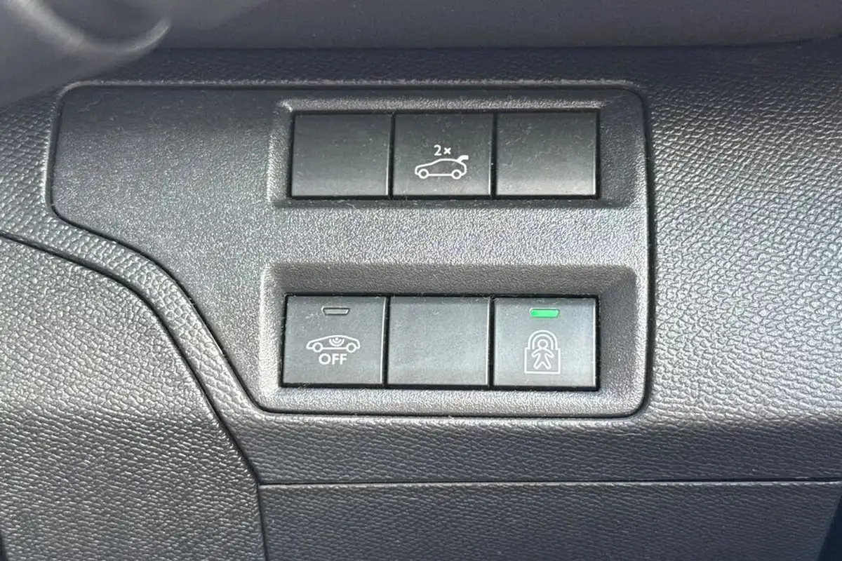 2019-peugeot-3008-suv-12-puretech-gt-line-premium-big-25