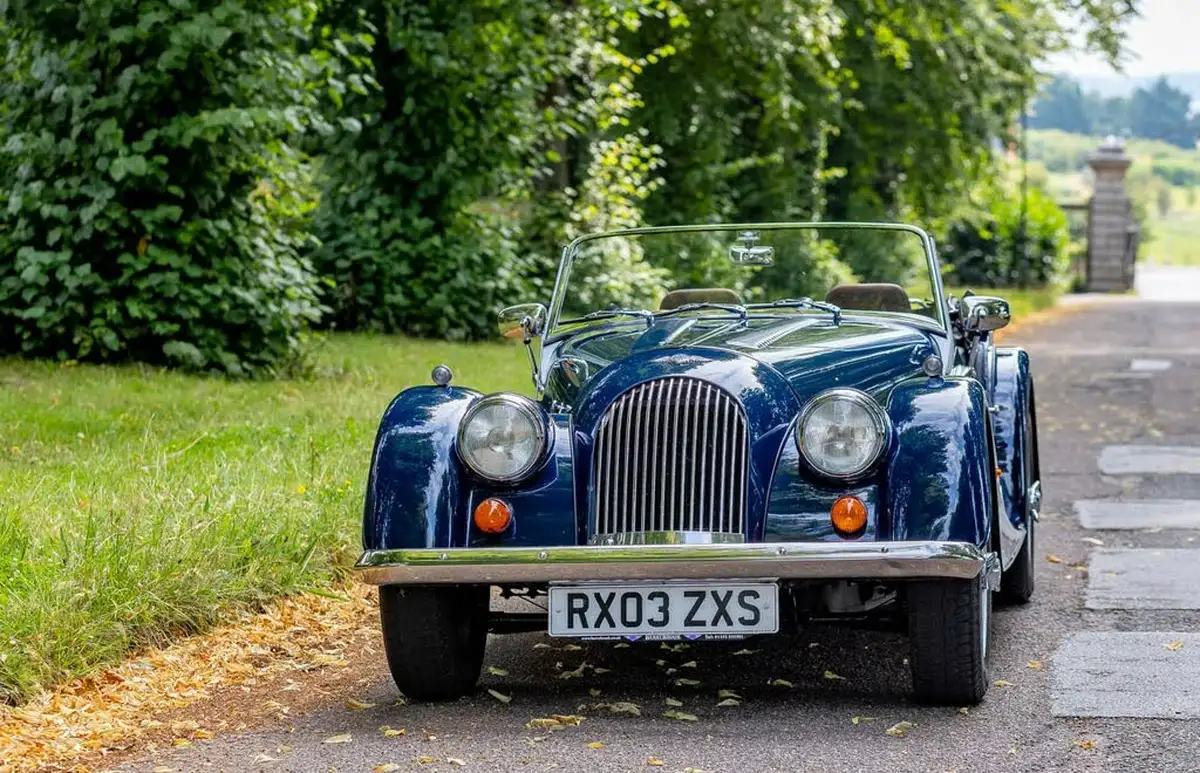 2003-morgan-44-18-2-seat-runabout-big-23