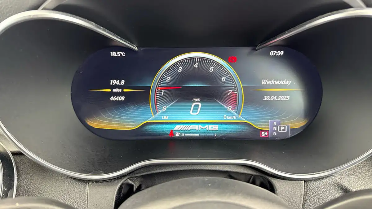 2021-mercedes-benz-c-class-big-12