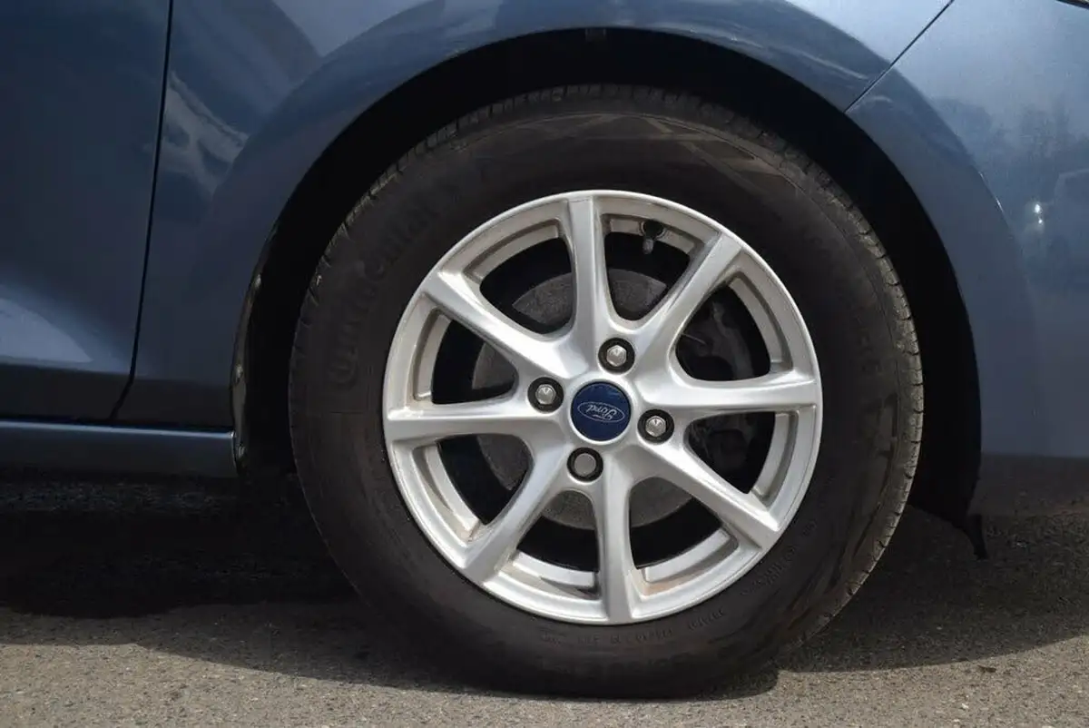 2018-ford-fiesta-10t-zetec-5d-auto-big-17