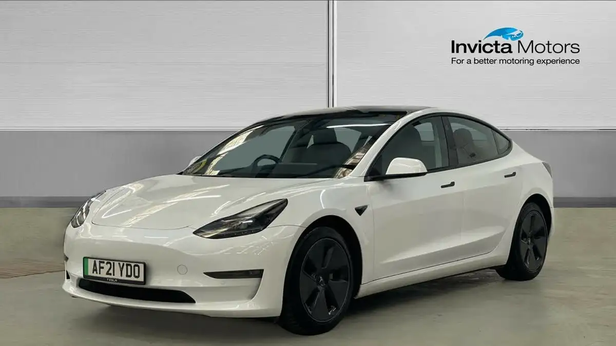 2021-tesla-model-3-e-long-range-4x4-big-6