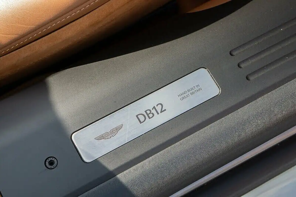 2024-aston-martin-db12-40-v8-auto-euro-6-ss-2dr-big-26