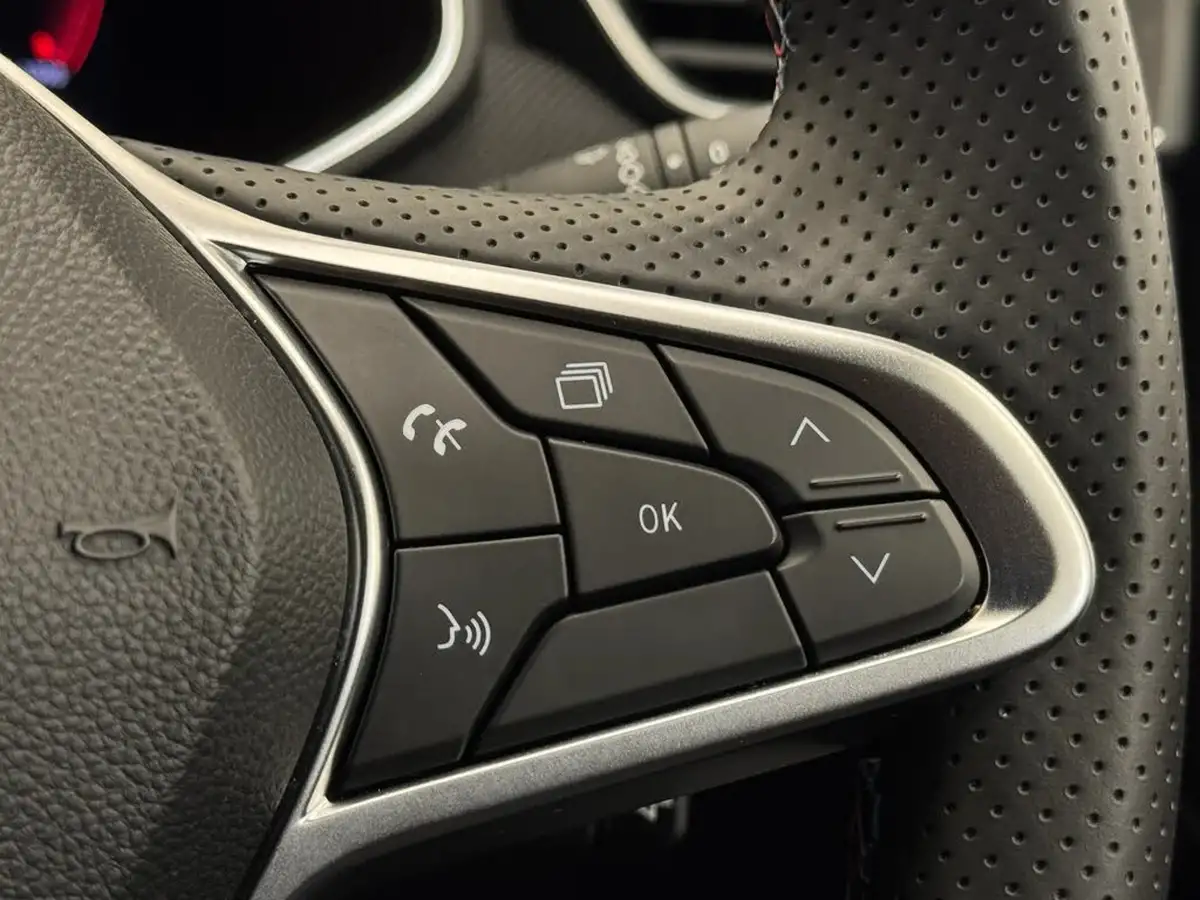 2024-renault-clio-10-tce-esprit-alpine-big-20
