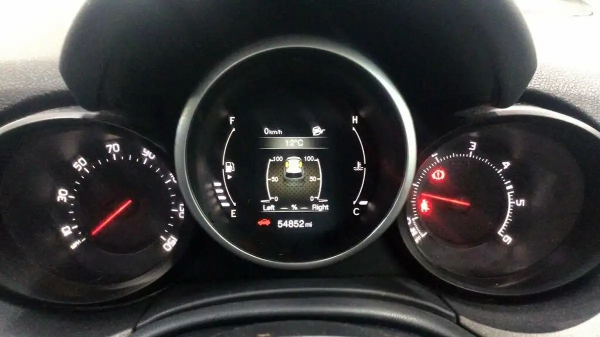 2016-fiat-500x-16multijet-cross-plus-big-8