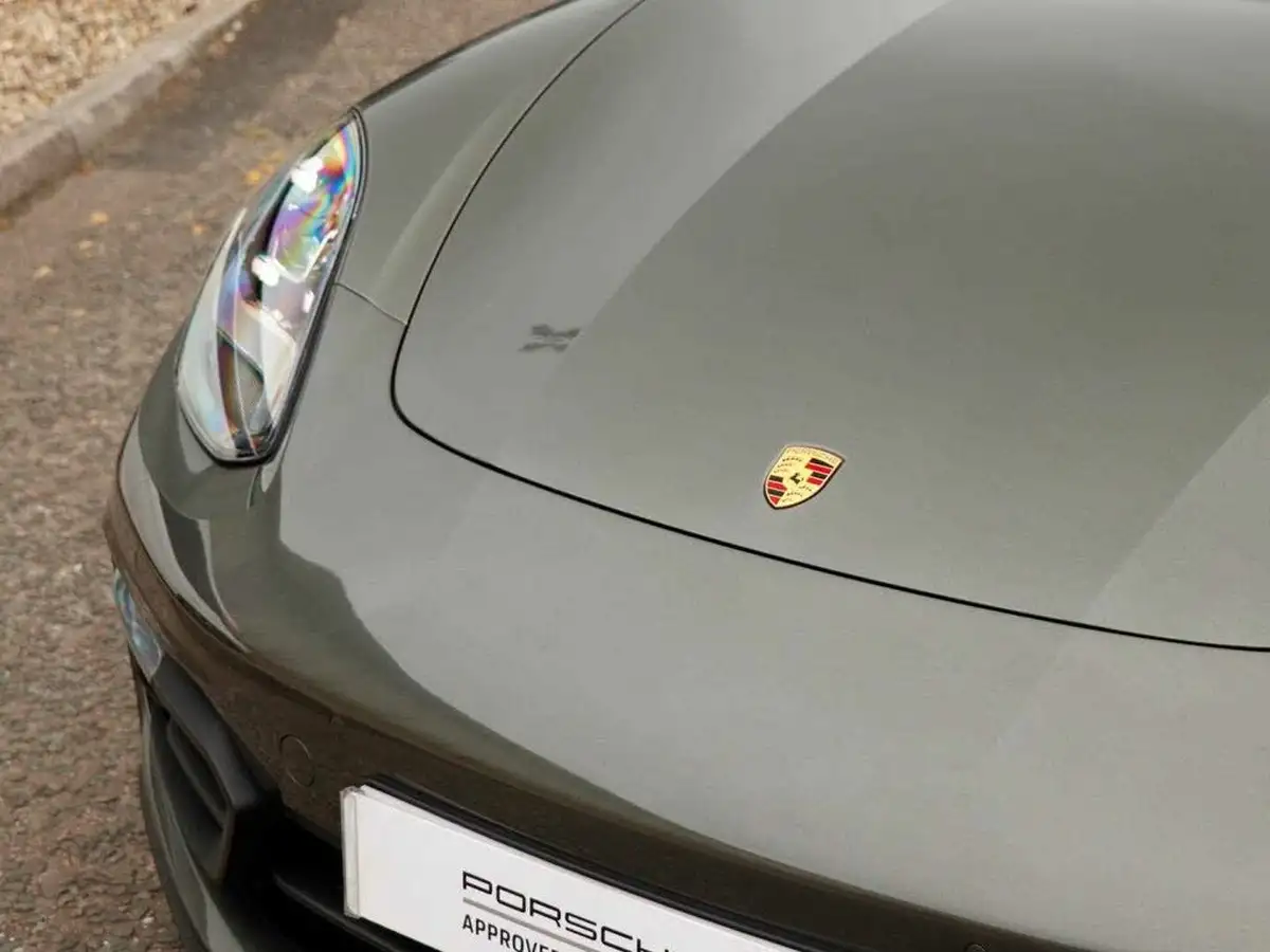 2023-porsche-panamera-30-4-e-hybrid-hatchback-big-33