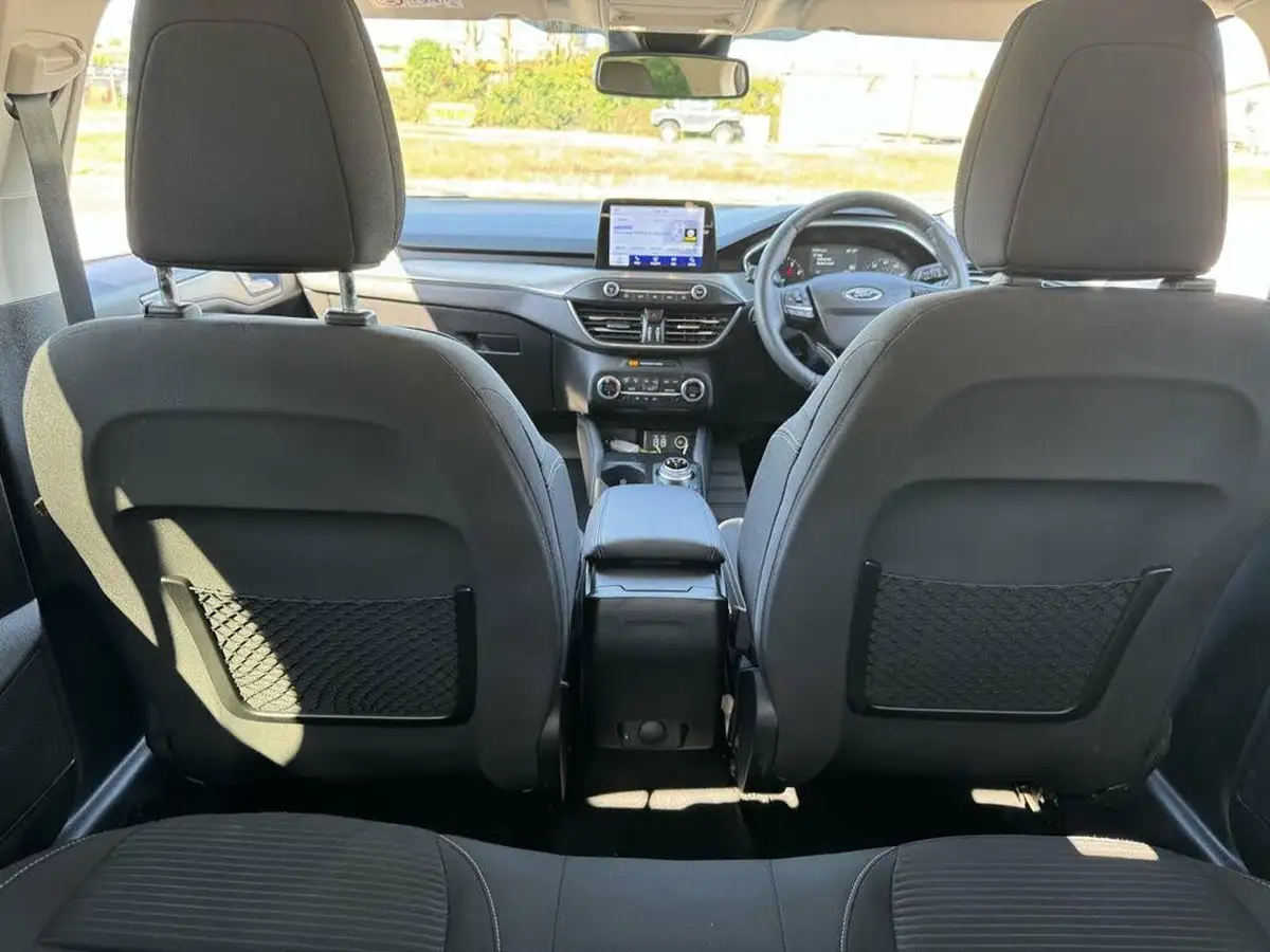 2020-ford-focus-10t-titanium-hatchback-auto-big-20