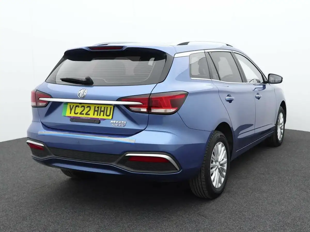 2022-mg-mg5-e-exclusive-ev-long-range-big-4
