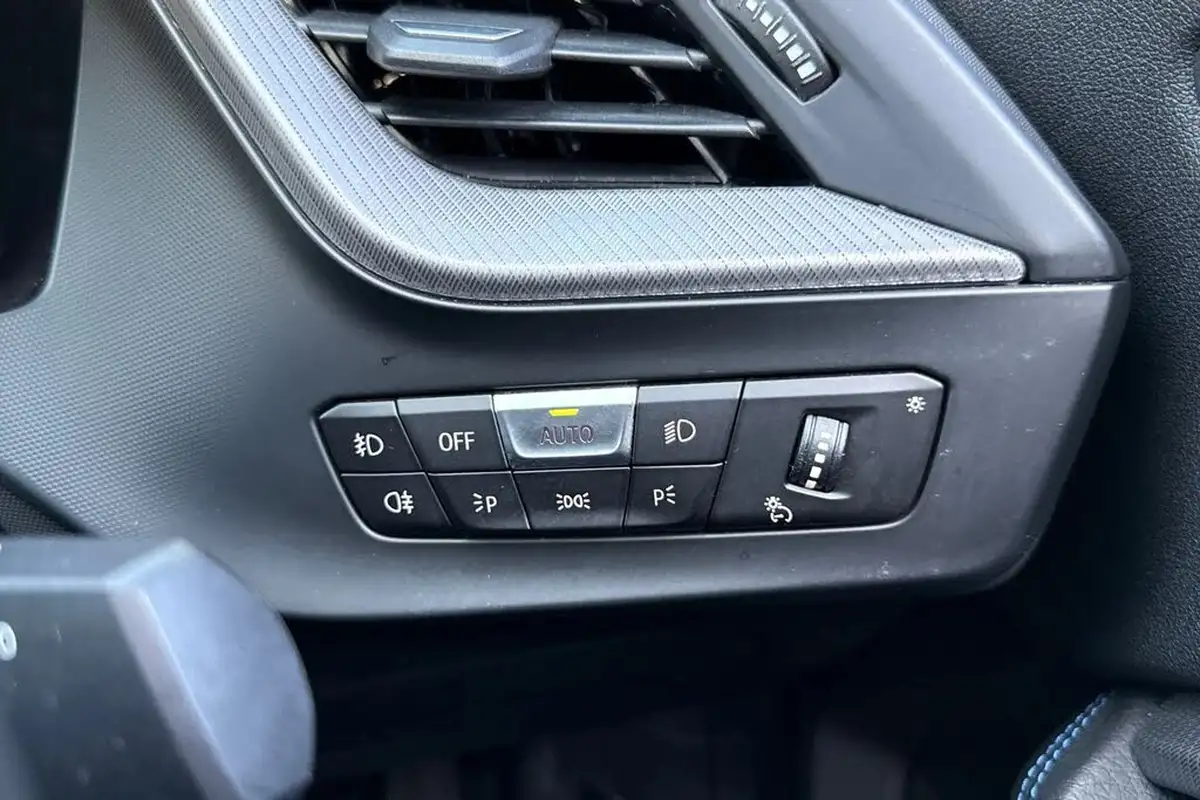 2022-bmw-2-series-15-218i-sport-lcp-coupe-4d-dct-big-43