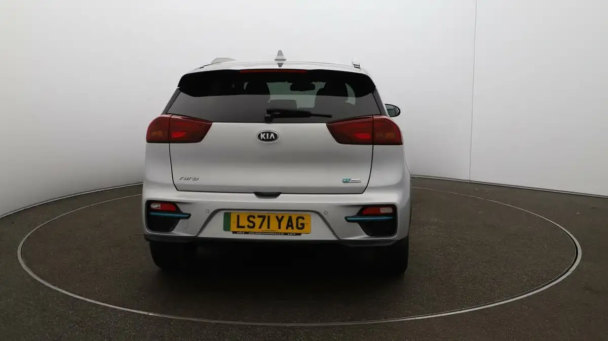 2021-kia-e-niro-ev-4-big-6