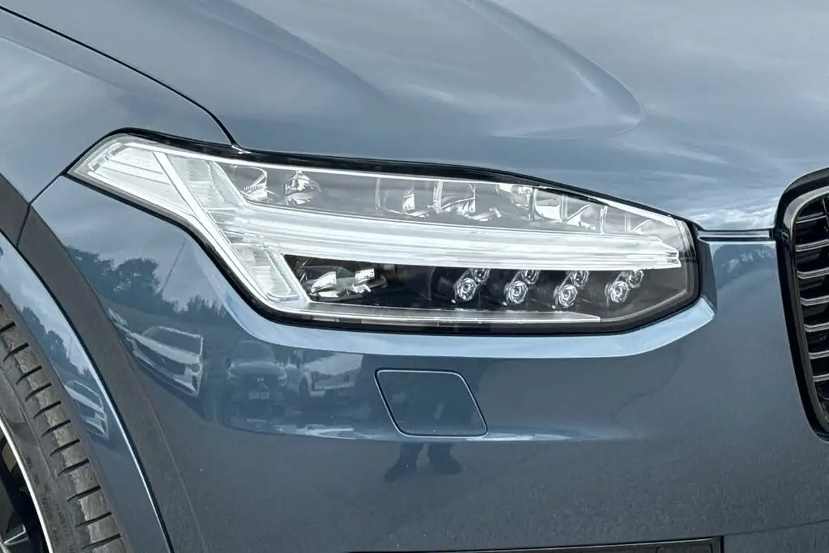 2024-volvo-xc90-20-t8-ultimate-dark-big-17
