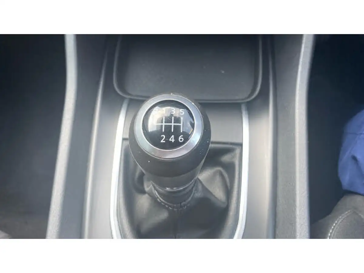 2024-nissan-qashqai-13-dig-t-acenta-premium-140ps-big-30
