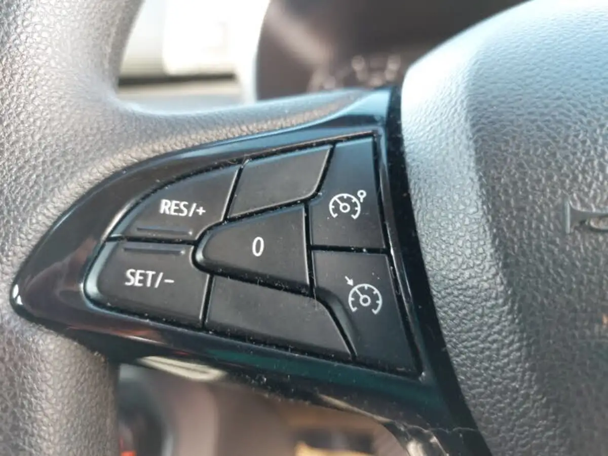 2021-dacia-sandero-stepway-10-tce-essential-90bhp-big-17