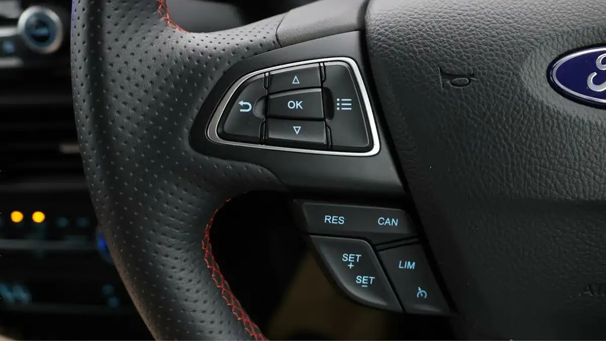2021-ford-ecosport-10t-st-line-design-big-21