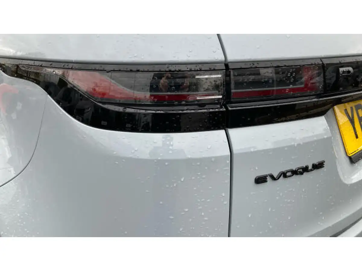 2024-land-rover-range-rover-evoque-20-d200-dynamic-hse-big-18