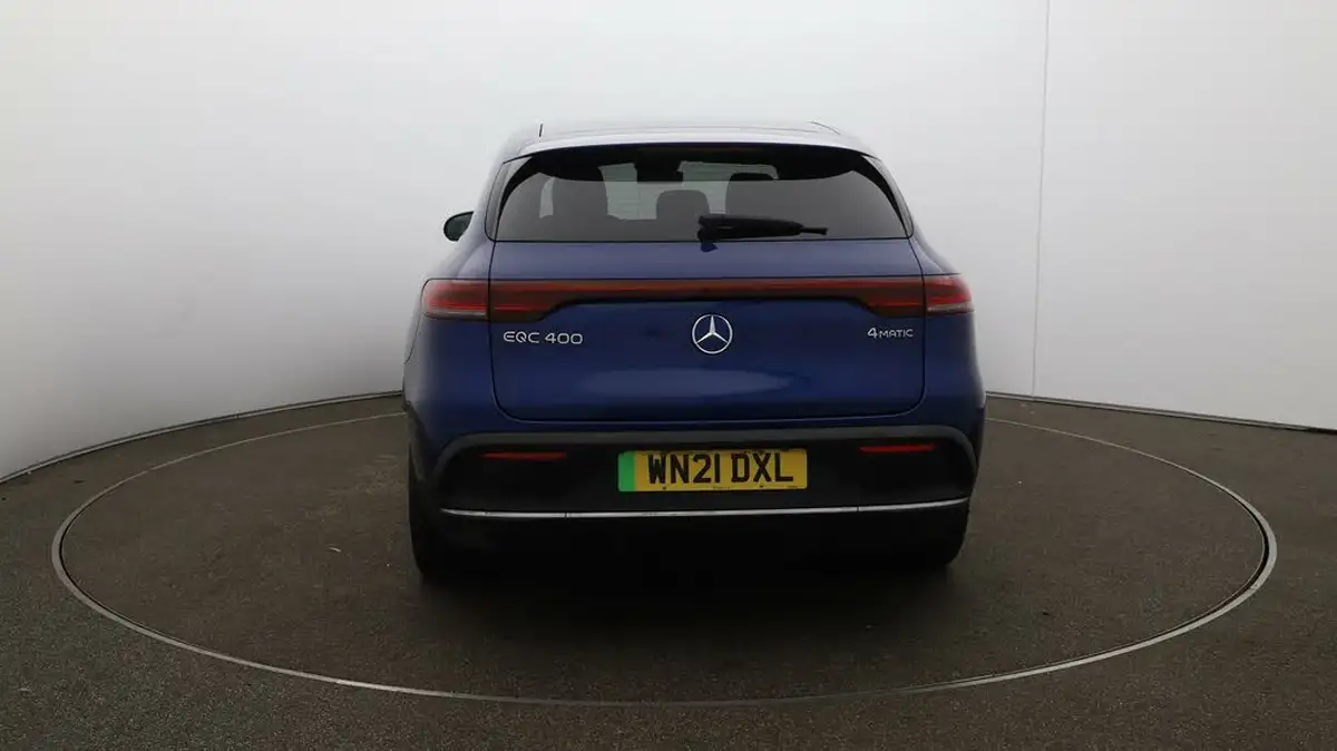 2021-mercedes-benz-eqc-e-eqc-400-amg-line-big-58