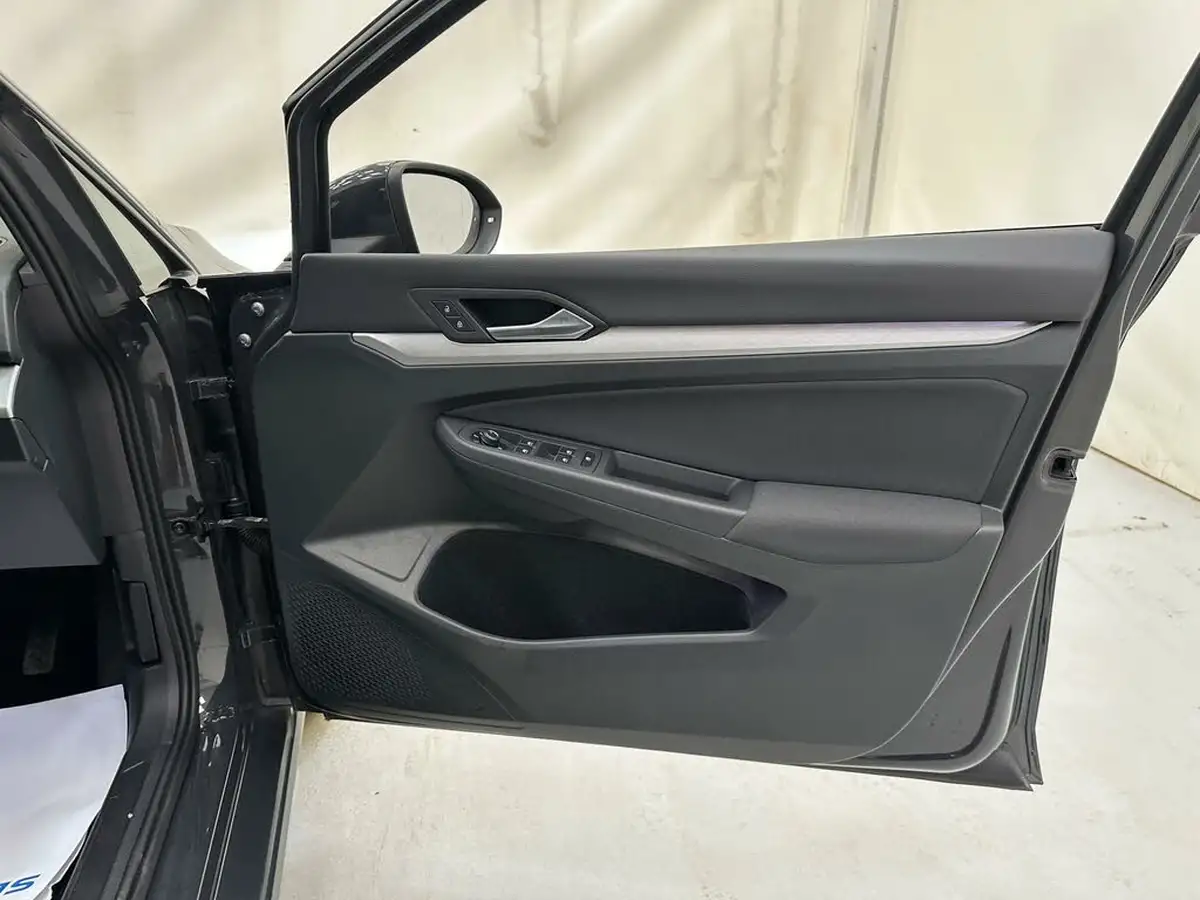 2020-volkswagen-golf-20tdi-life-hatchback-big-9