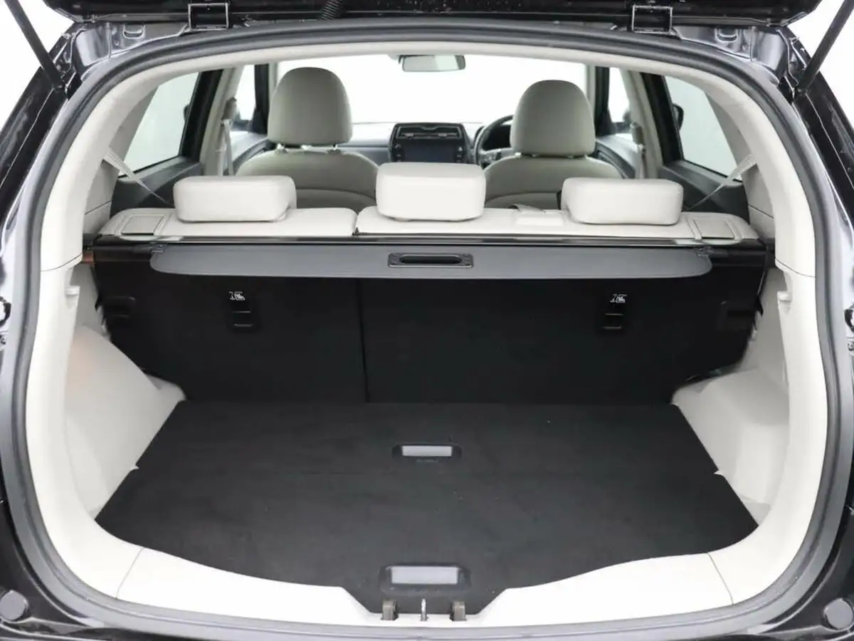 2022-kgm-ssangyong-tivoli-15-ultimate-auto-big-14