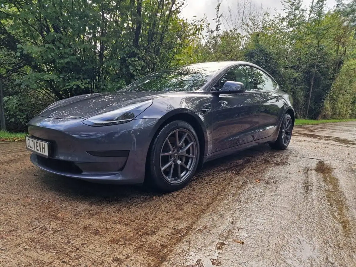 2021-tesla-model-3-e-standard-plus-big-17