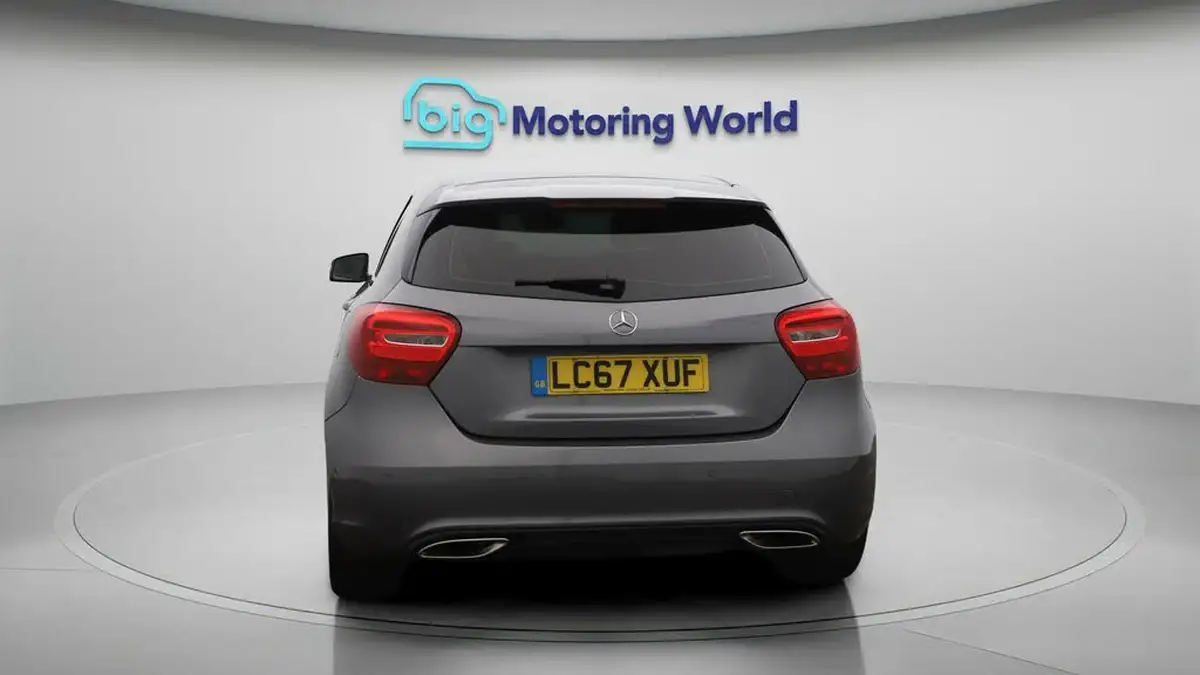2018-mercedes-benz-a-class-15d-a180d-sport-109ps-executivess-hatchback-5d-7g-dct-big-6