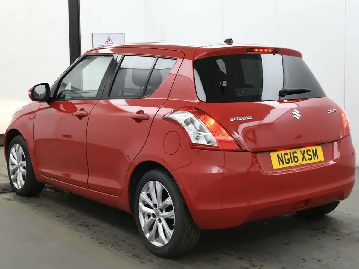 2016-suzuki-swift-12-sz4-90ps-5d-big-4