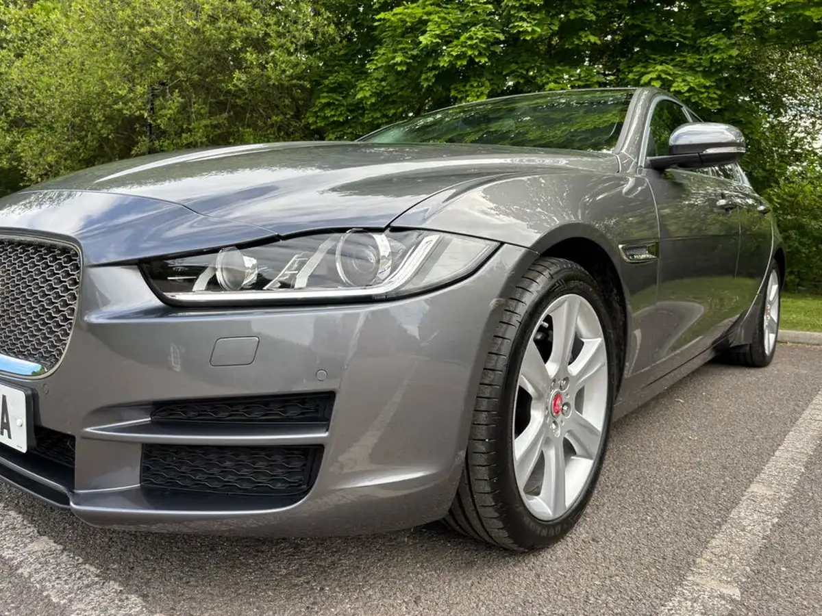 2018-jaguar-xe-20d-portfolio-180ps-1999cc-auto-big-19