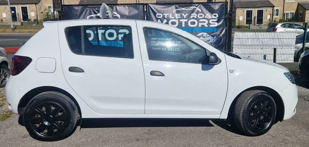 2017-dacia-sandero-10-sce-ambiance-big-57