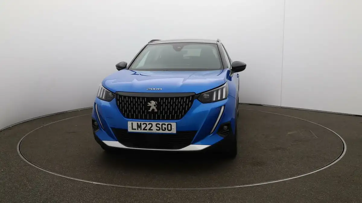 2022-peugeot-2008-suv-12-puretech-gt-big-39