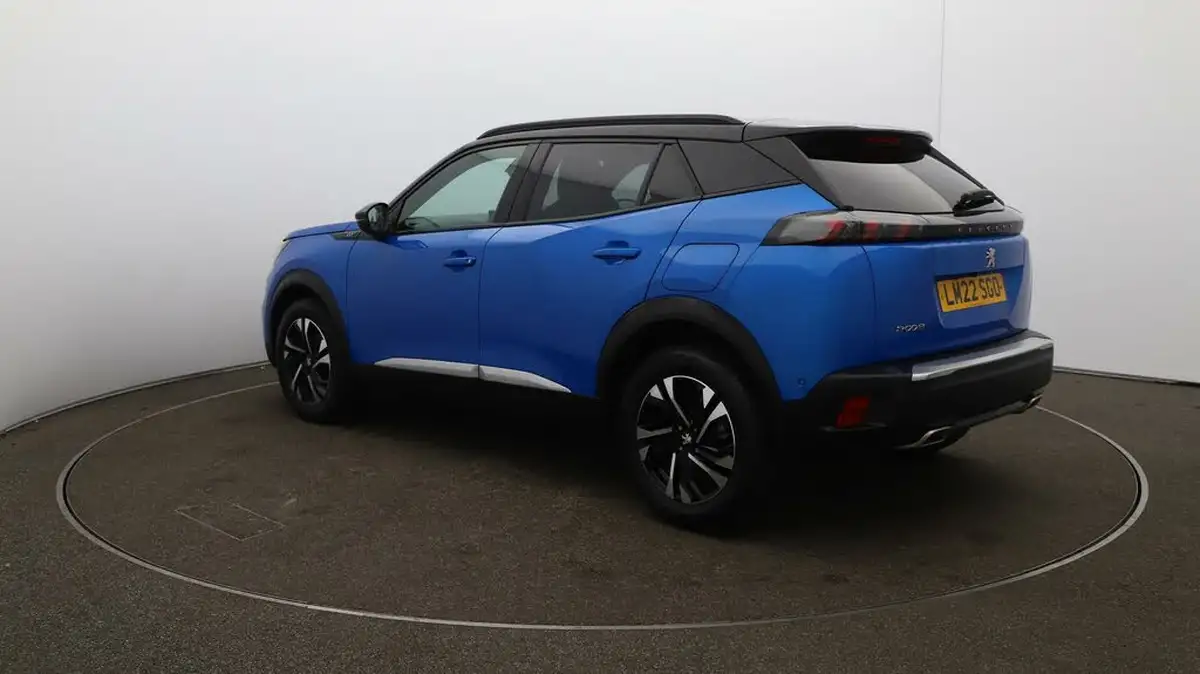 2022-peugeot-2008-suv-12-puretech-gt-big-63