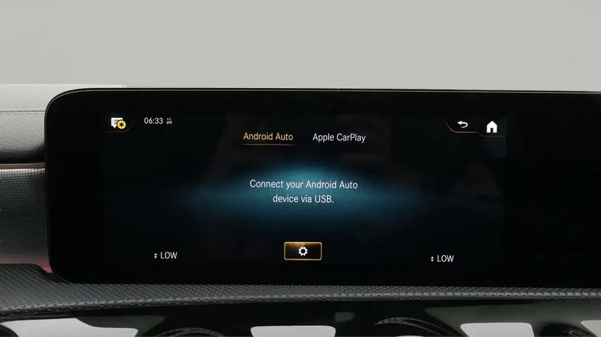 2022-mercedes-benz-a-class-13-a200-amg-line-edition-executive-hatchback-5d-big-25