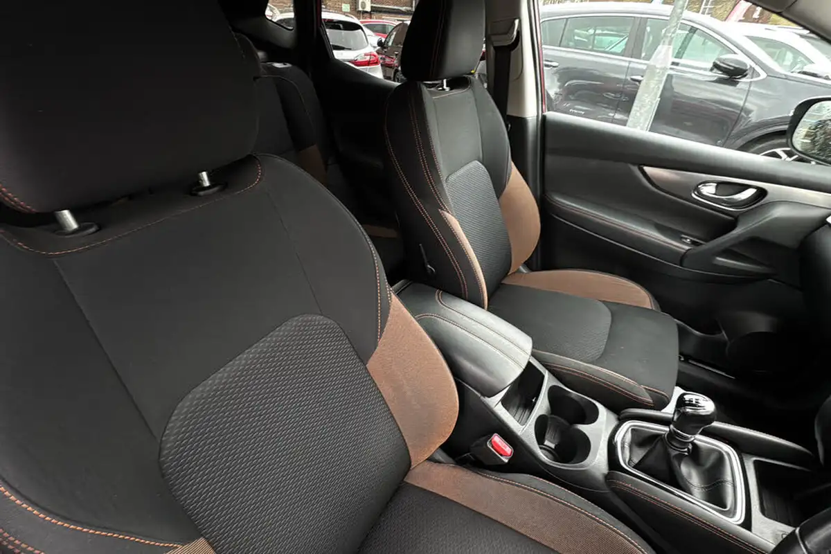 2019-nissan-qashqai-13-dig-t-n-motion-140ps-big-28