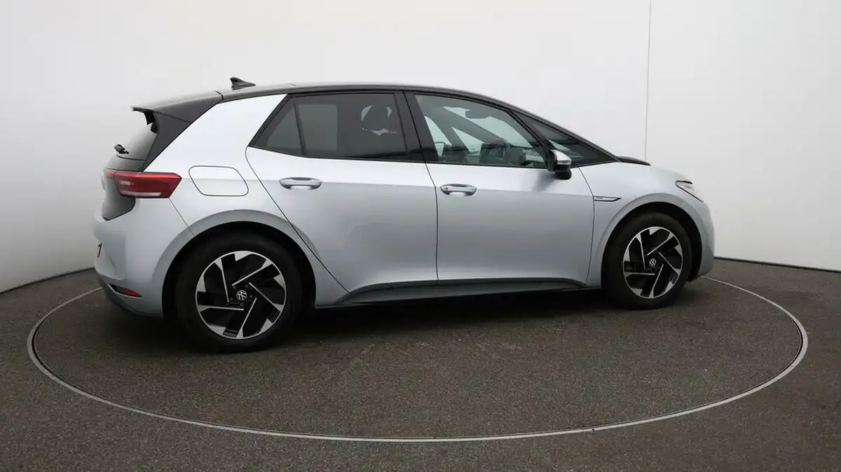 2022-volkswagen-id3-e-max-big-52