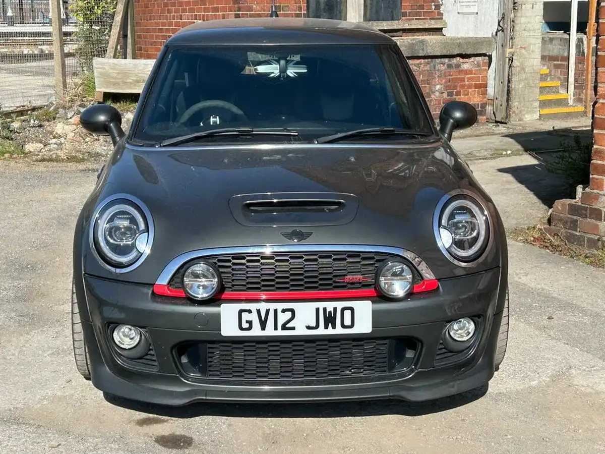 2012-mini-cooper-16-john-cooper-works-hatchback-3d-big-1