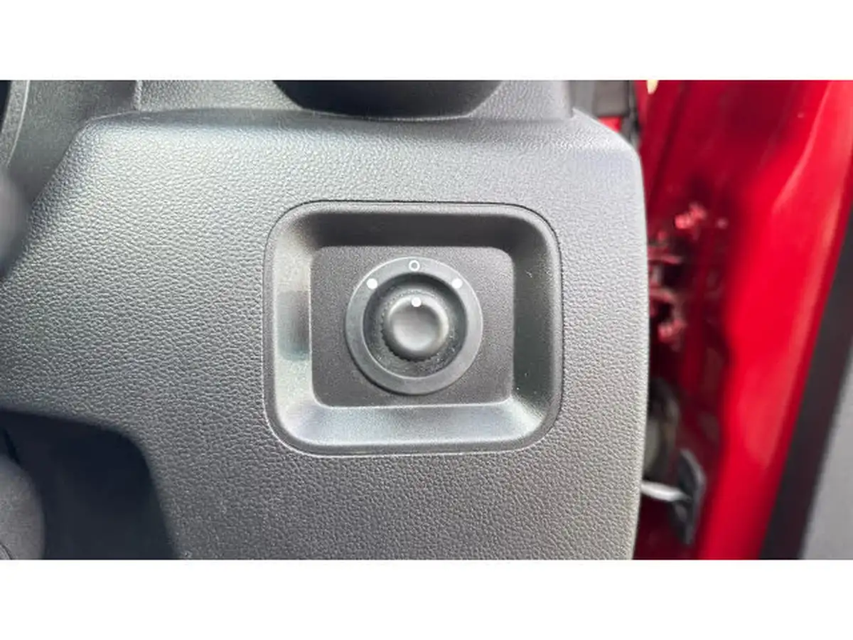 2022-dacia-duster-15dci-comfort-115hpeu6d-4x2-window-van-big-26
