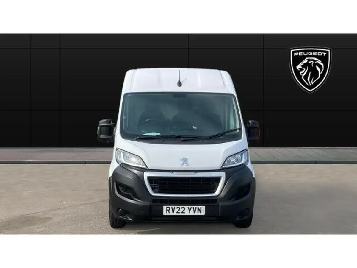 2022-peugeot-boxer-22-bluehdi-professional-335-l3-h2-panel-big-2