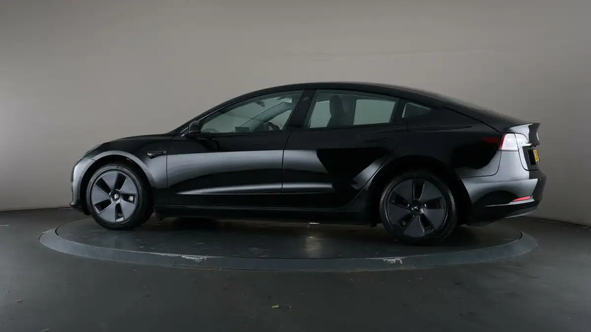 2021-tesla-model-3-e-long-range-4x4-big-76