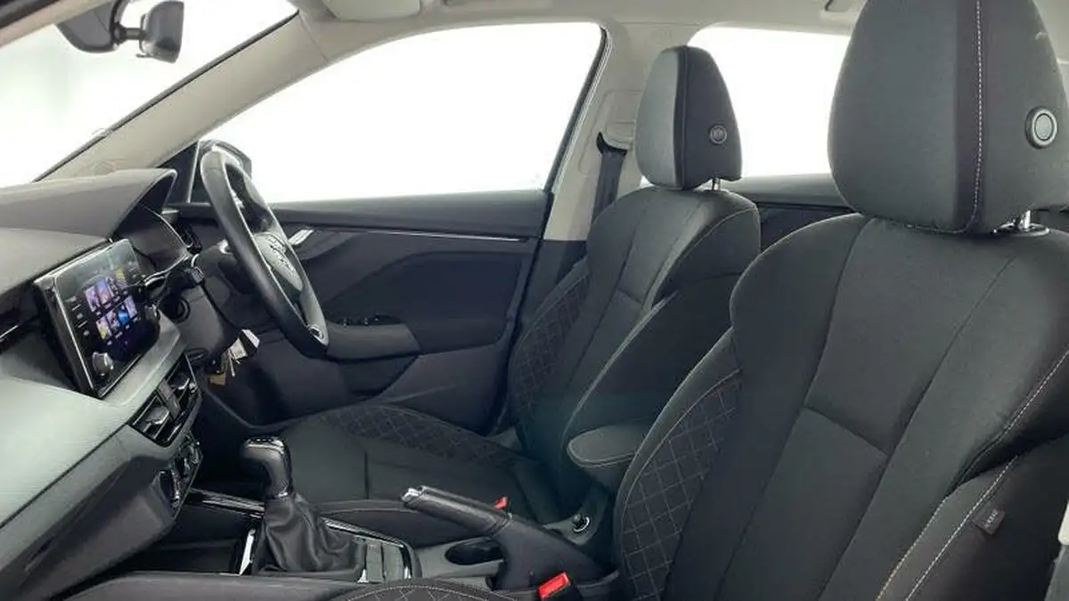 2022-skoda-kamiq-10-tsi-se-109ps-dsg-big-38