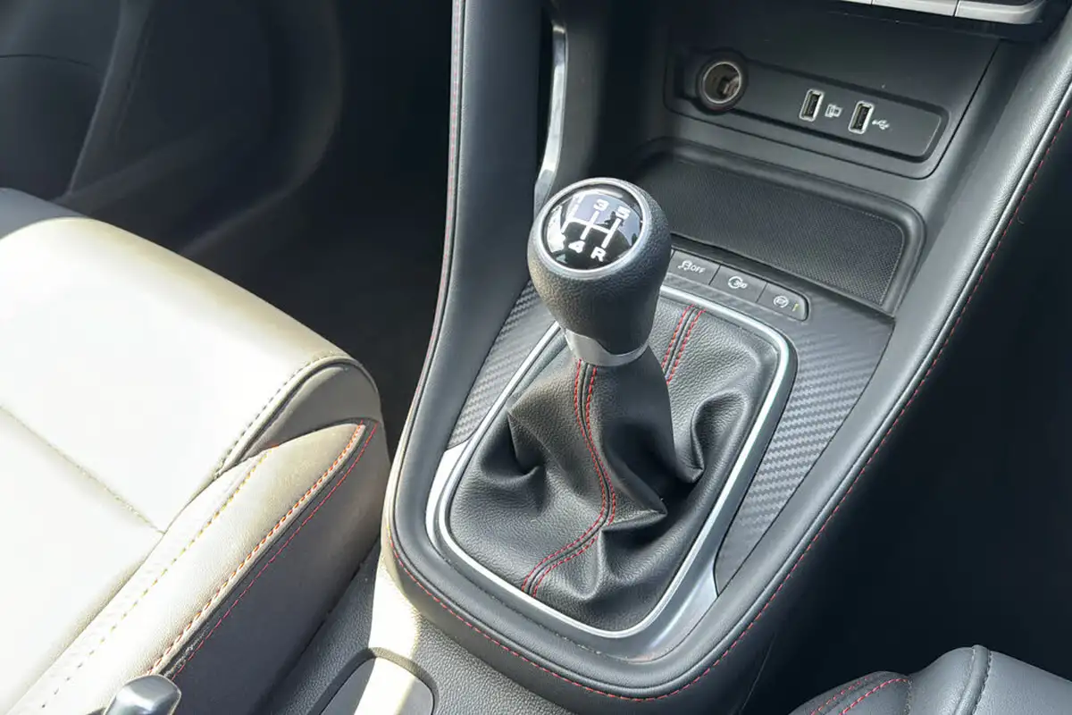 2024-mg-zs-suv-15-vti-tech-exclusive-big-12